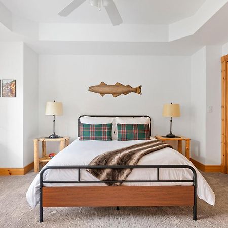 The Lodge, 'North Woods' Style, Boutique Galena Getaway! Kültér fotó