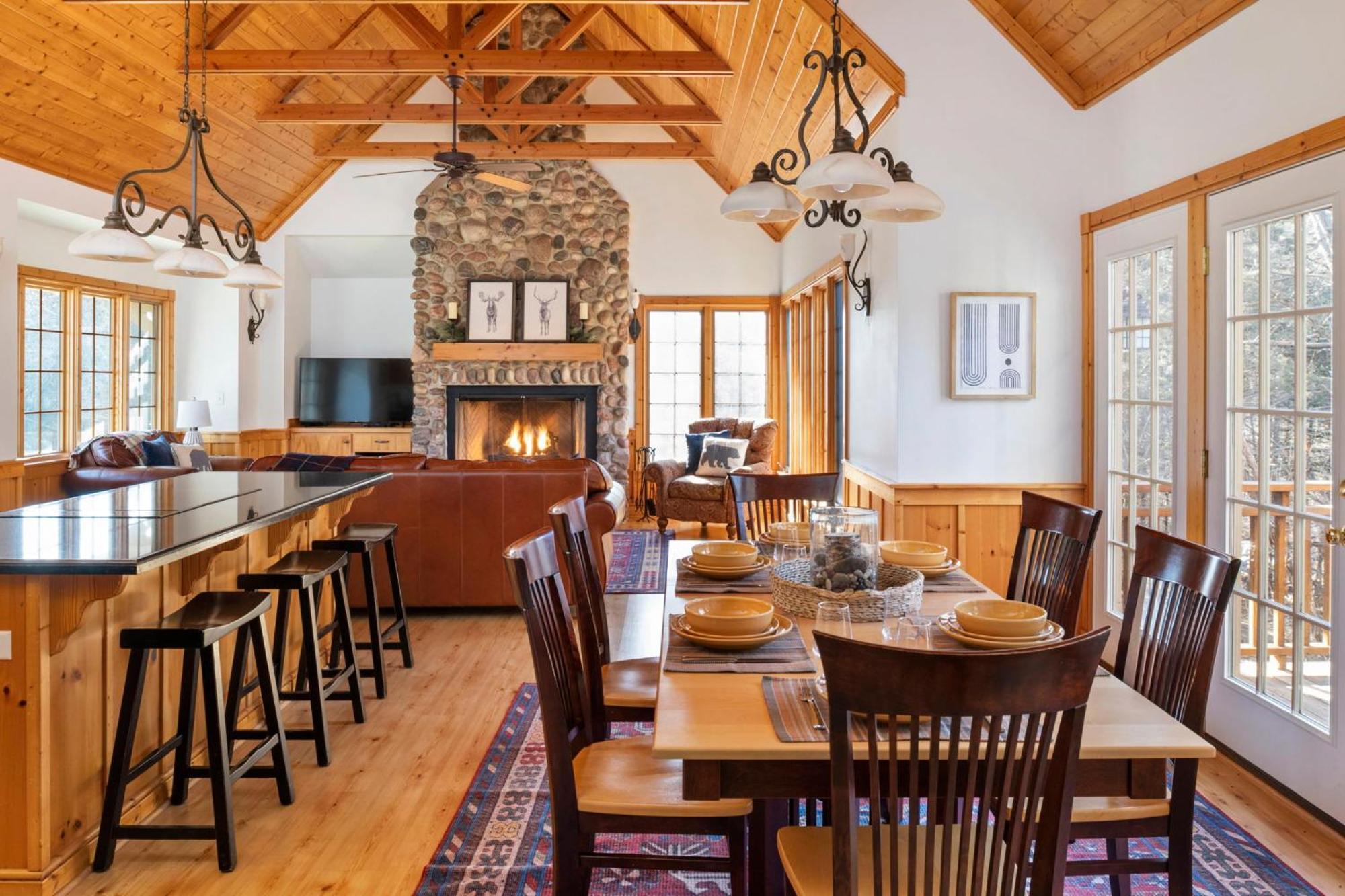 The Lodge, 'North Woods' Style, Boutique Galena Getaway! Kültér fotó